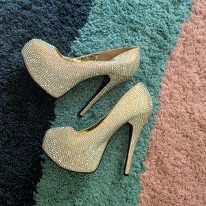 Stunning Gold Rhinestone Platform Heels Women size 8